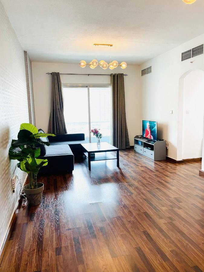 Luxury Casa - Diamond Apartments In Dubai Marina Bagian luar foto
