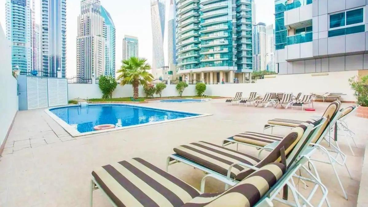 Luxury Casa - Diamond Apartments In Dubai Marina Bagian luar foto